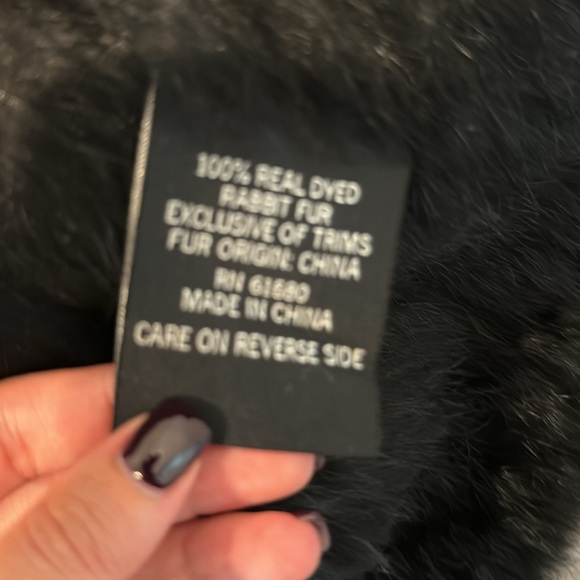 LAST CALL! 525 America Luxe Fur Vest - Picture 4 of 5